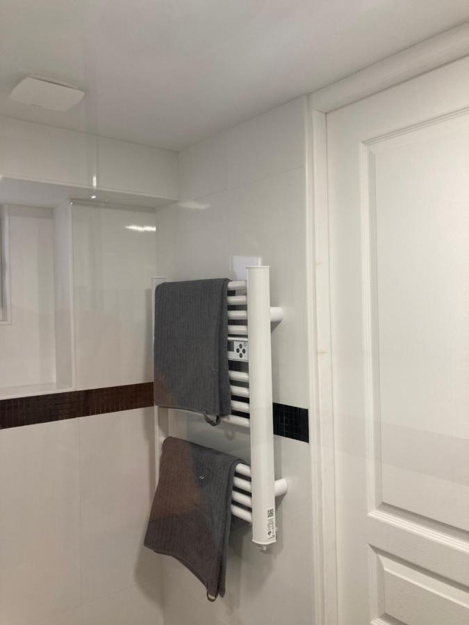 Affaires Ou Loisirs - La Cachette Secrete Apartment Choisy-le-Roi Exterior foto